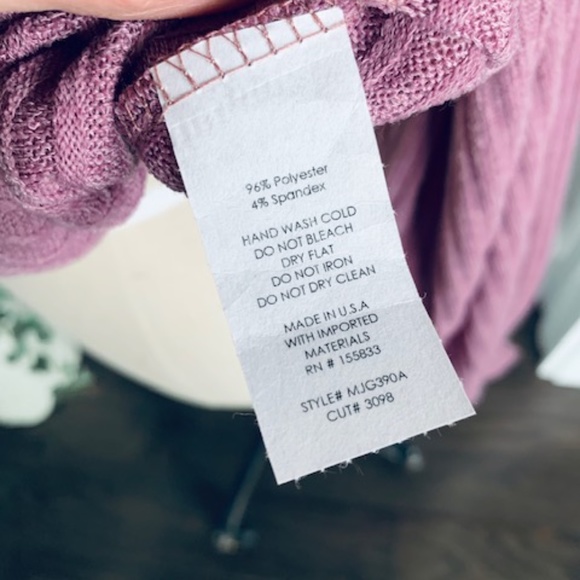 Forever 21 NW0T Balloon Sleeve Knit Top - Picture 8 of 14